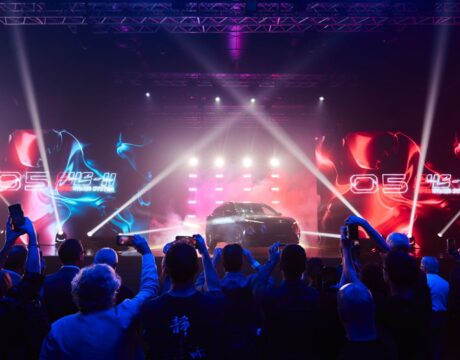 AT-2025-09-19-Omoda-Jaecoo-Night-01